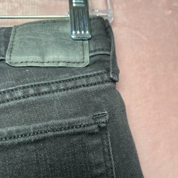 Levi Womens Black 711 Denim Skinny Jeans Waterless Mid Rise Faded Size 26 - Picture 7 of 8